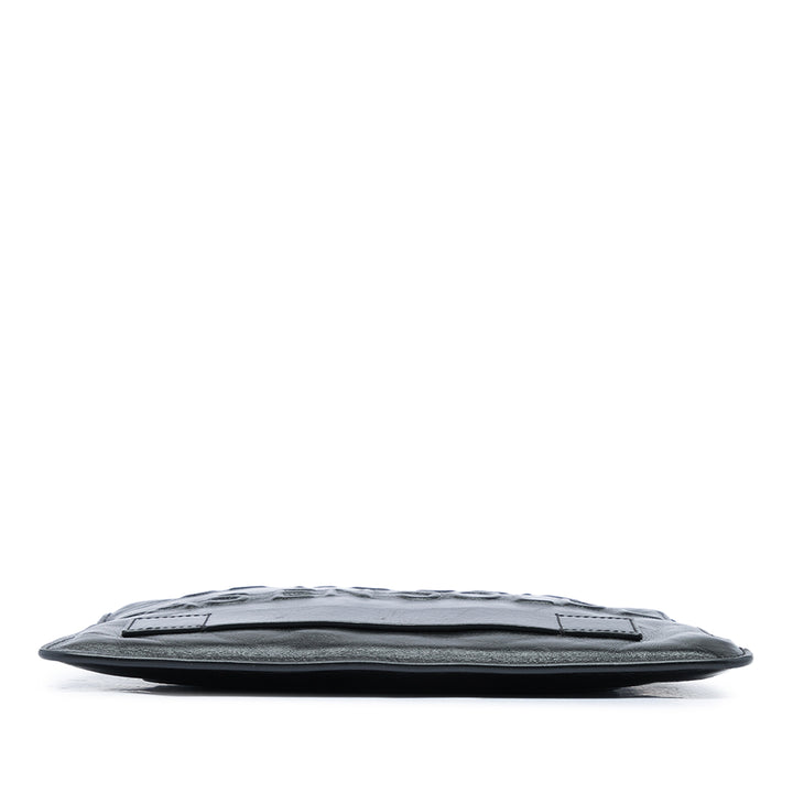 Chanel Distressed Je Ne Suis Pas En Solde Pochette Cuir de veau vieilli Noir