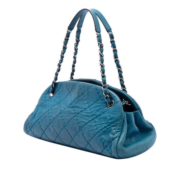 Chanel Sac porté épaule Just Mademoiselle bowling Petit Bleu – vue 2 – GABY PARIS