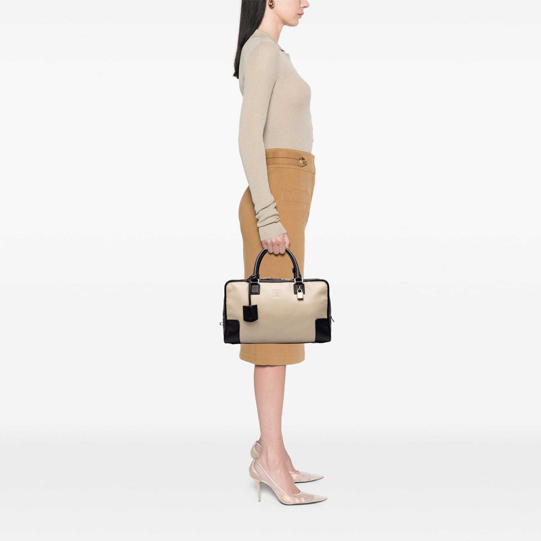 LOEWE Sac à main Bicolore Amazona 36 Noir – vue 6 – GABY PARIS