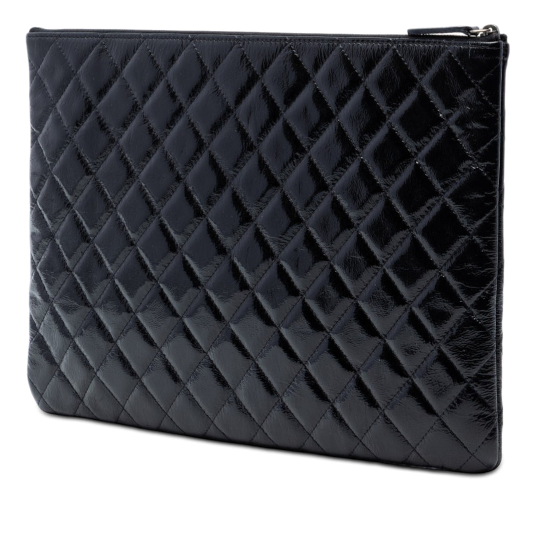 Chanel Large Matelassé Cuir verni O Étui Pochette