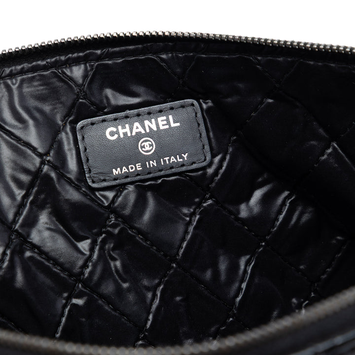 Chanel Large Matelassé Cuir verni O Étui Pochette