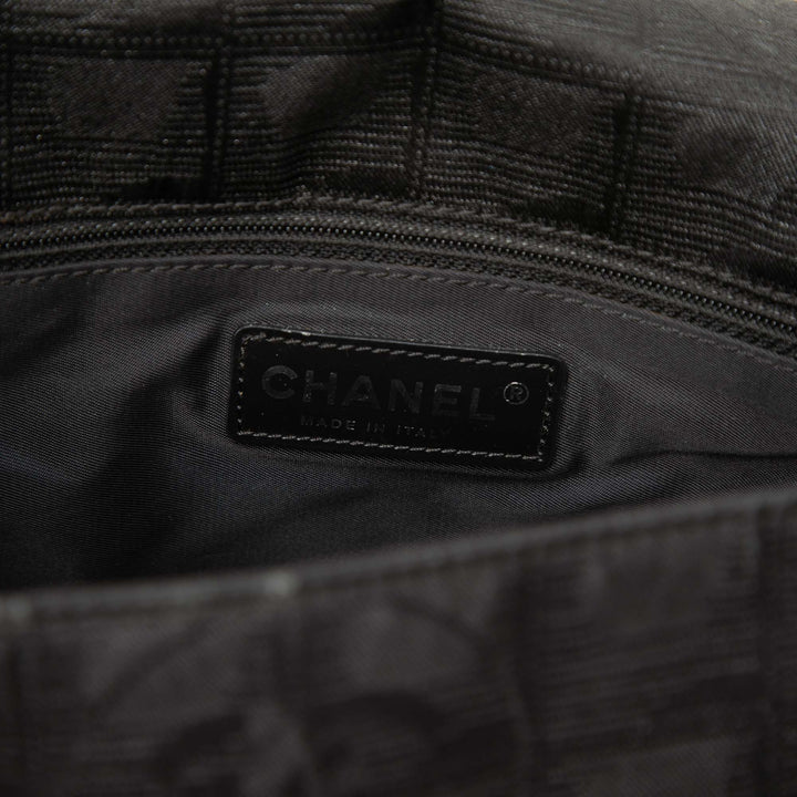 Chanel New Travel Line Sac Nylon