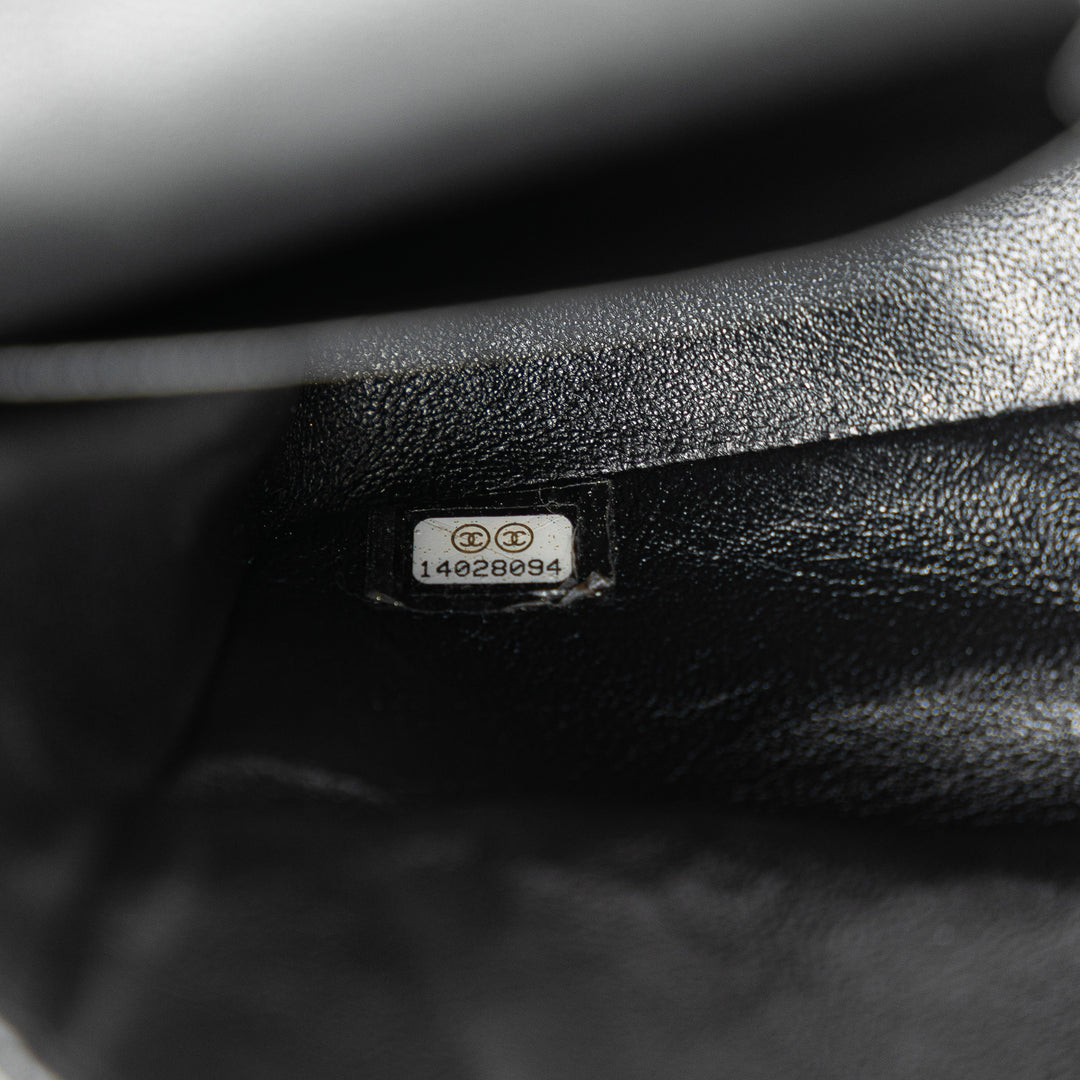 Chanel Medium Classic Caviar Double rabat Noir – GABY PARIS Authentique