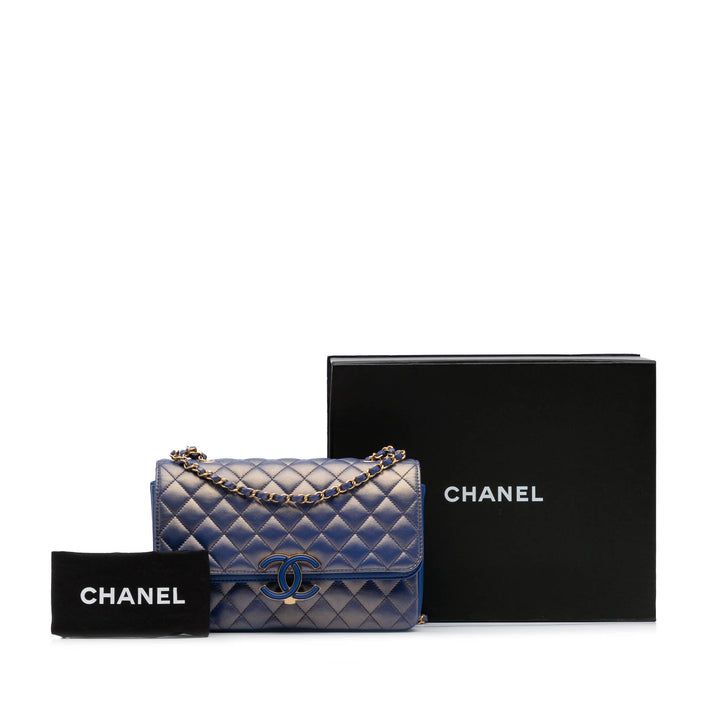 Medium Quilted Metallic Lambskin CC Chic Double Flap Blue - Gaby Paris