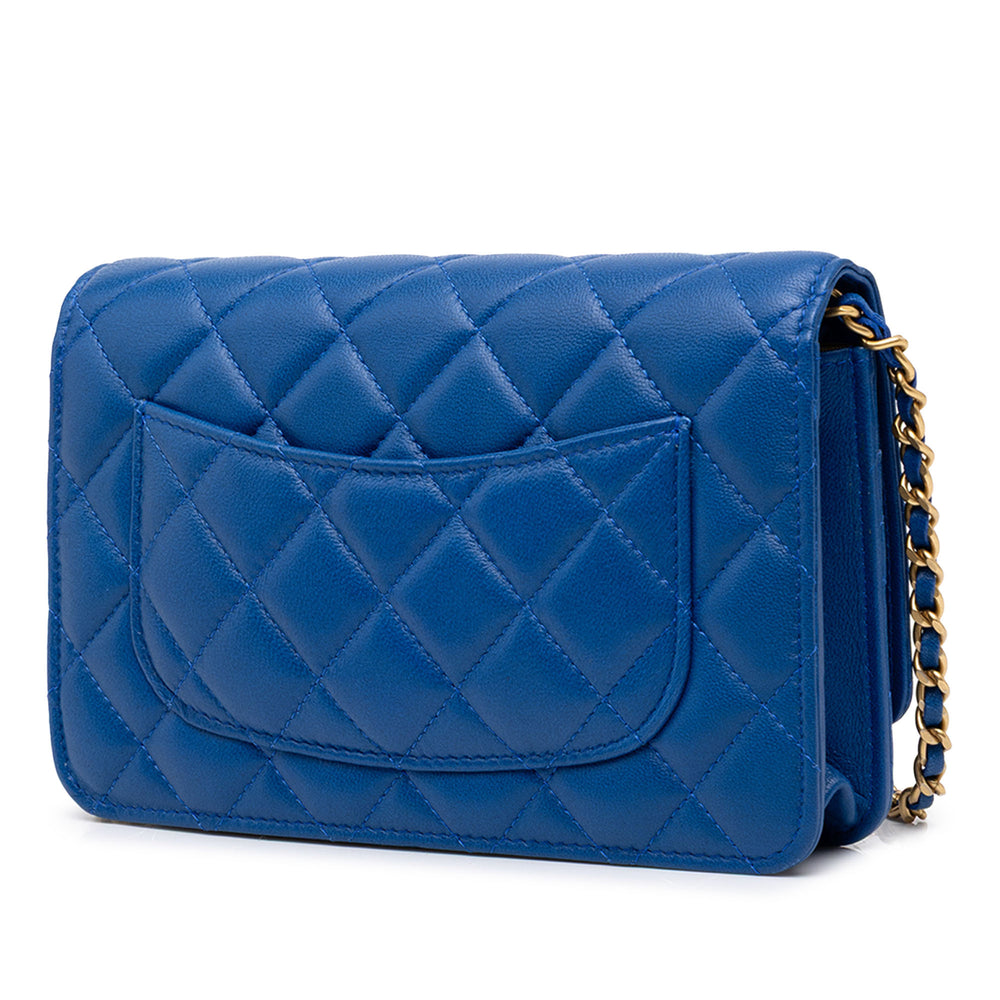 Chanel CC Matelassé Perle Crush Wallet on Chain Cuir d'agneau Bleu – vue 2 – GABY PARIS