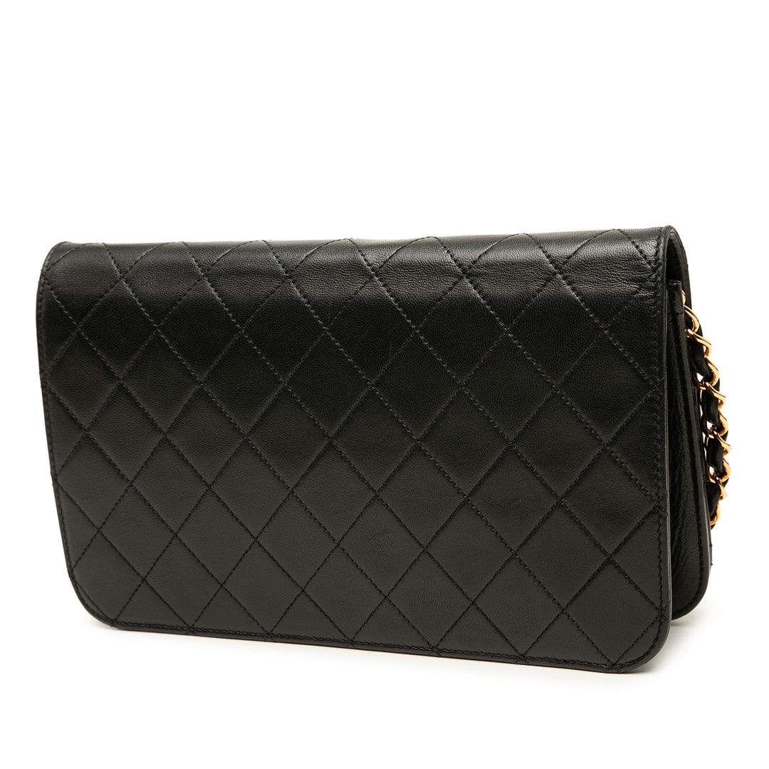 Chanel Sac bandoulière CC Matelassé Rabat intégral Moyen Cuir d'agneau Noir – vue 2 – GABY PARIS