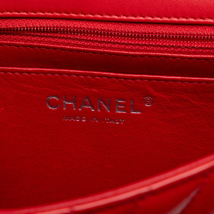 Chanel Mini Rectangular Classic Chevron Cuir verni Simple rabat