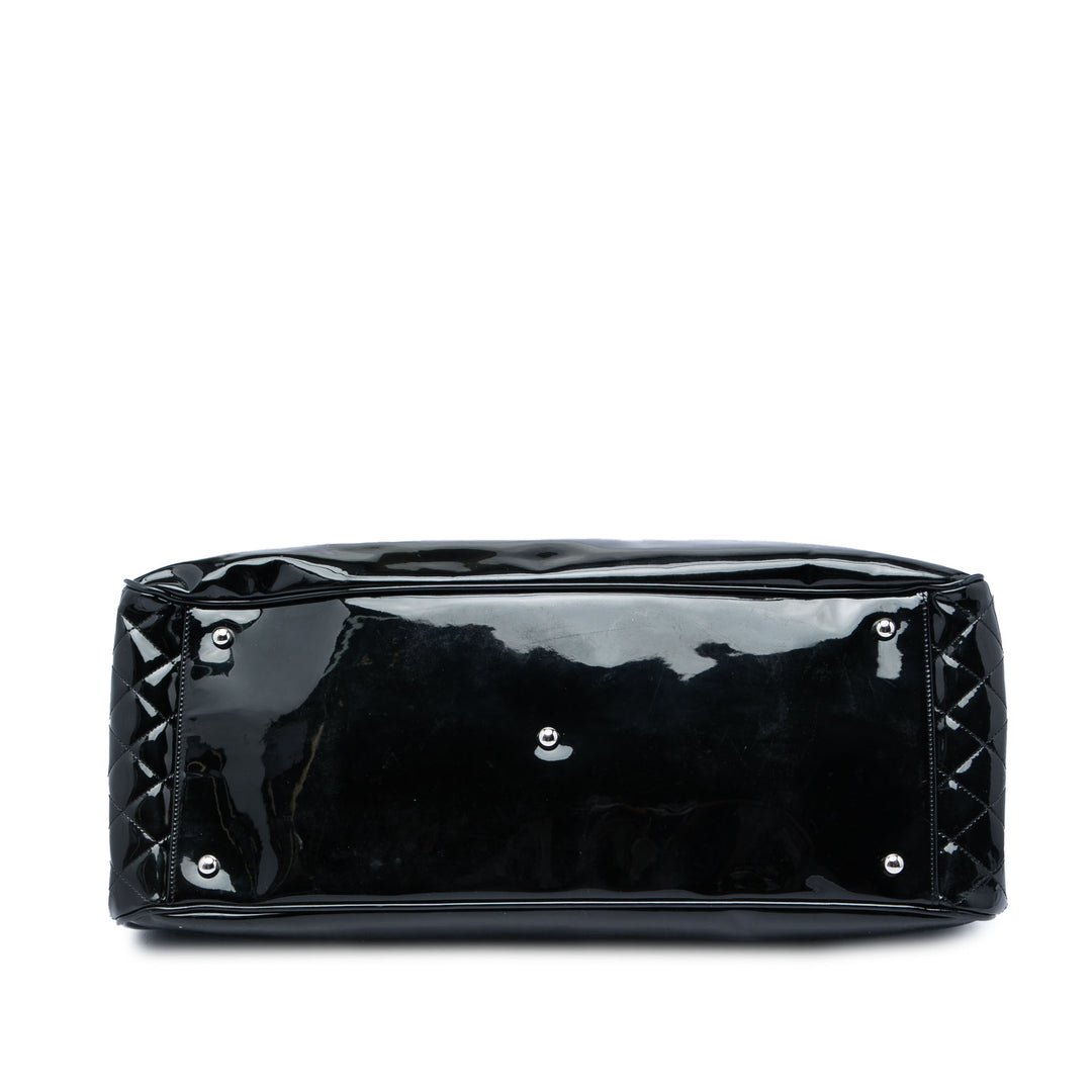 Chanel CC Lipstick Ligne Cabas Noir
