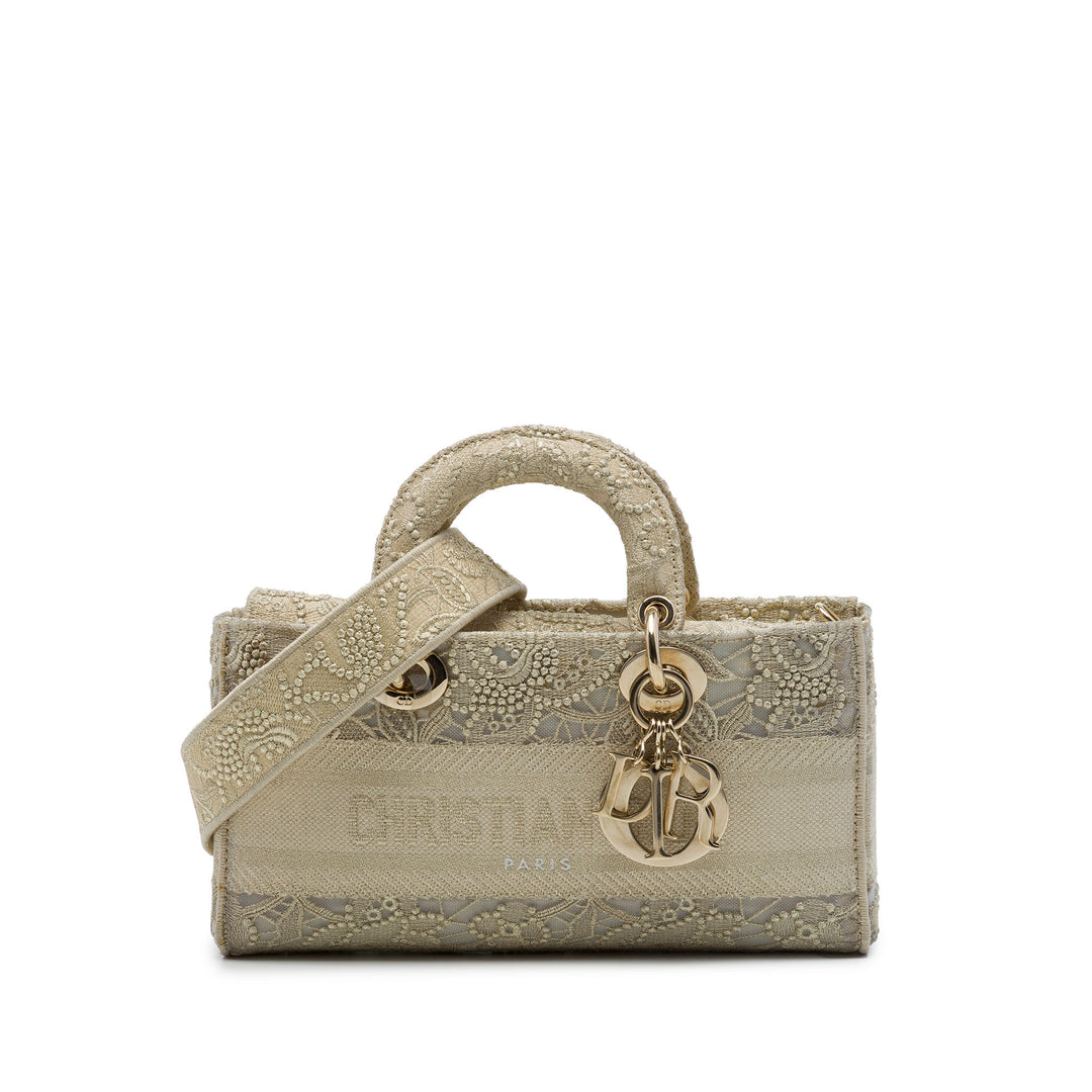 Dior brodé Lace 3D Macrame Lady D Joy Moyen Beige – vue principale – GABY PARIS