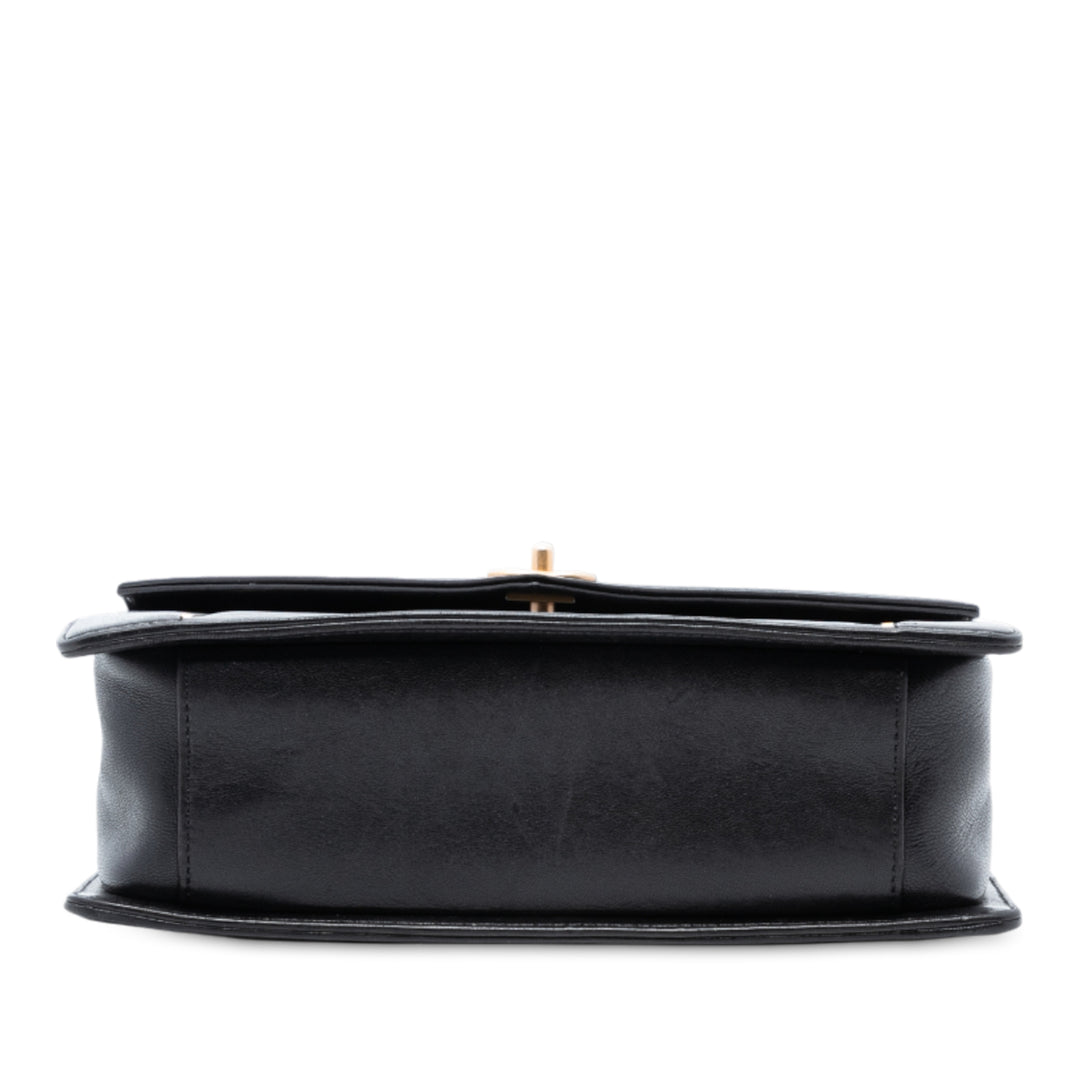 Chanel Medium Reversed Chevron Cuir d’agneau à rabat