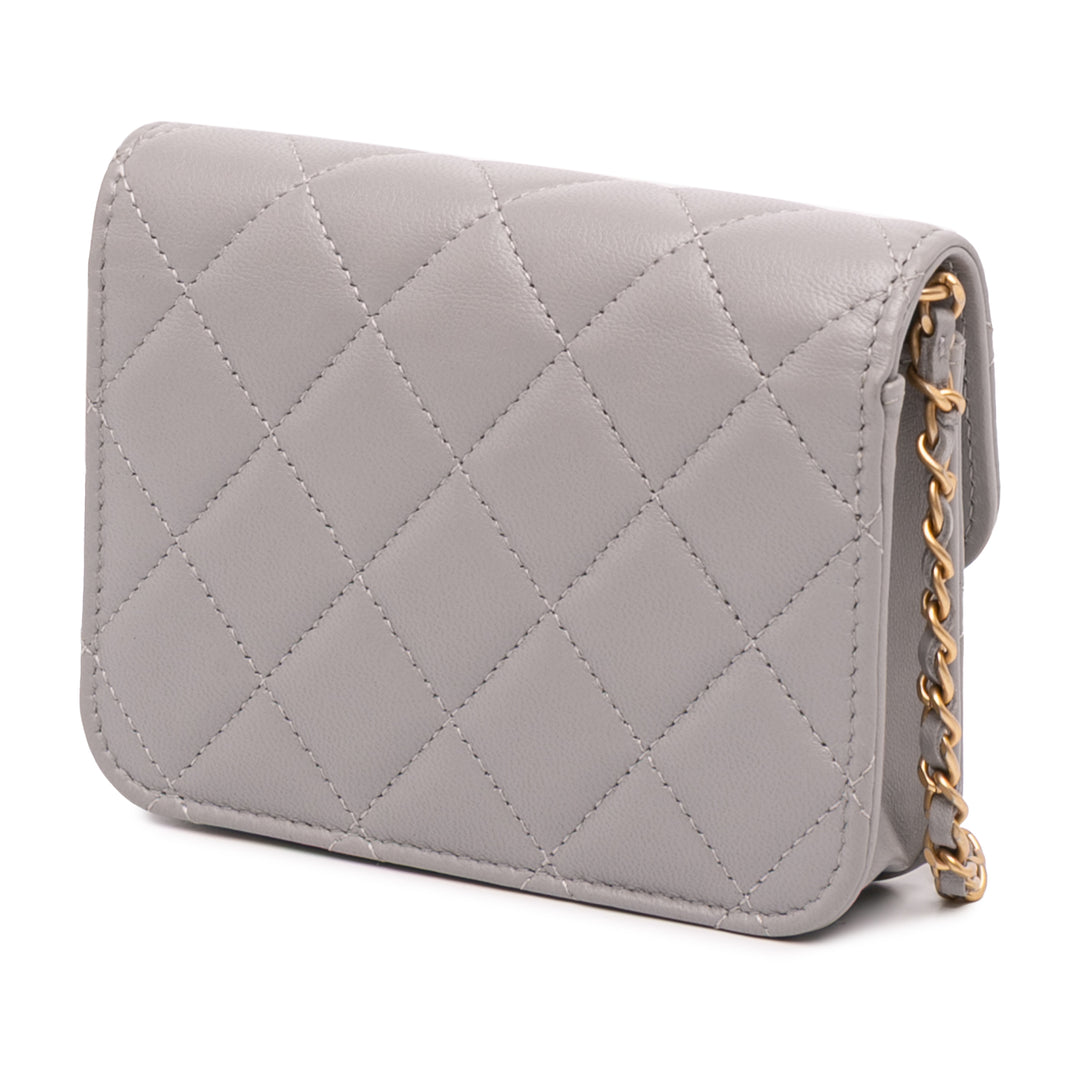 Chanel Mini Cuir d’agneau Pearl Crush Pochette On Chain Gris – GABY PARIS Authentique