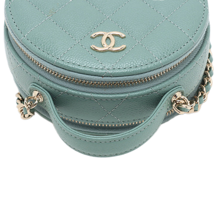 Chanel Matelassé Caviar Handle With Care Rond Vanity avec chaîne