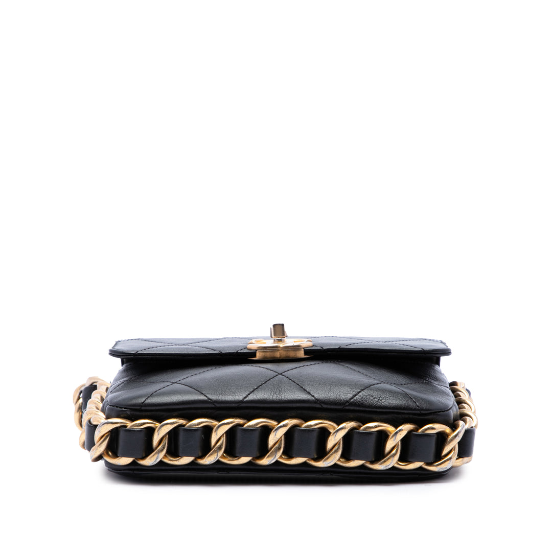 Chanel Matelassé Framing Chaîne à rabat Petit Cuir de veau Noir – vue 3 – GABY PARIS