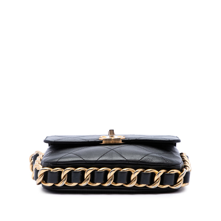 Chanel Matelassé Framing Chaîne à rabat Petit Cuir de veau Noir – vue 3 – GABY PARIS
