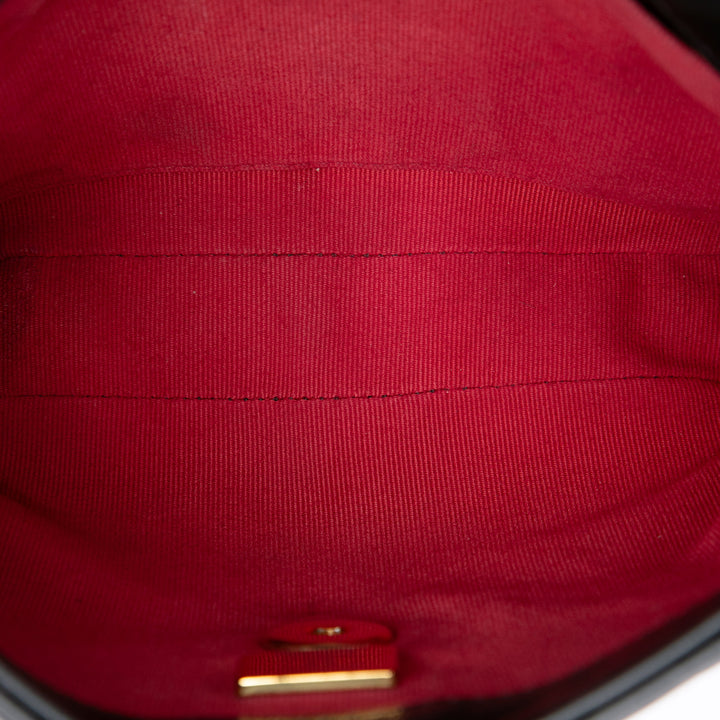 Chanel Matelassé Framing Chaîne à rabat Petit Cuir de veau Noir – vue 4 – GABY PARIS