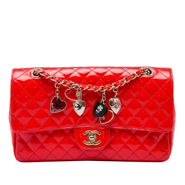 Chanel Sac porté épaule Classic Valentines Heart Charms Rabat simple Moyen Rouge – vue principale – GABY PARIS