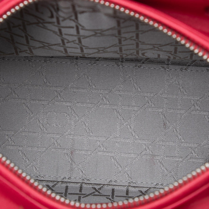 Dior Medium Cuir d’agneau Cannage Lady Dior