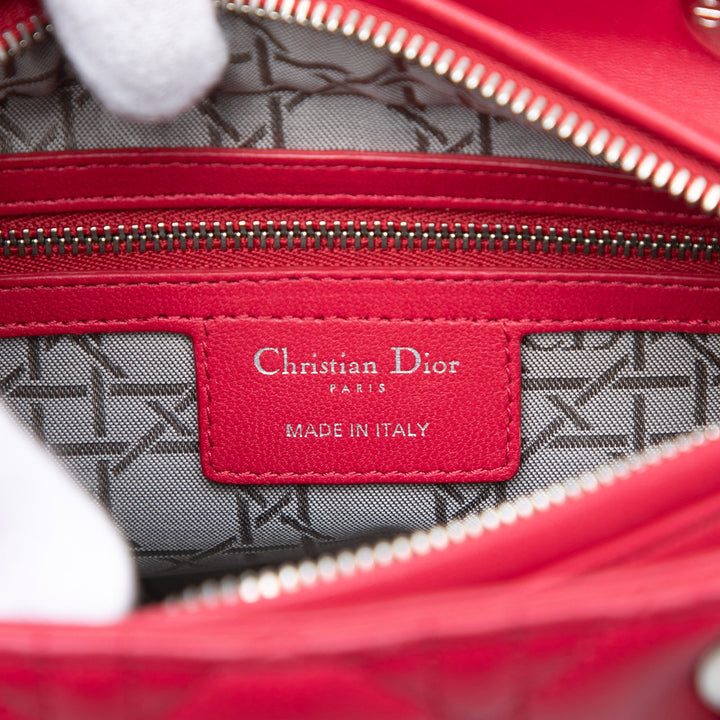 Dior Medium Cuir d’agneau Cannage Lady Dior