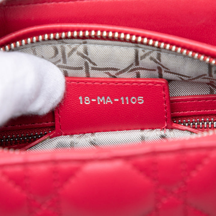 Dior Medium Cuir d’agneau Cannage Lady Dior