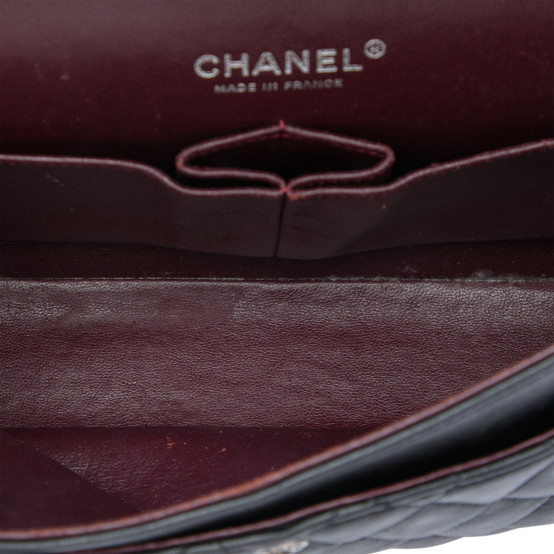 Chanel Medium Classic Cuir d'agneau Double rabat