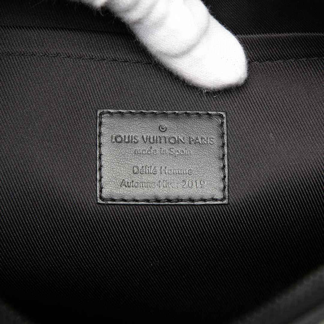Louis Vuitton Taiga Rainbow Pochette A4