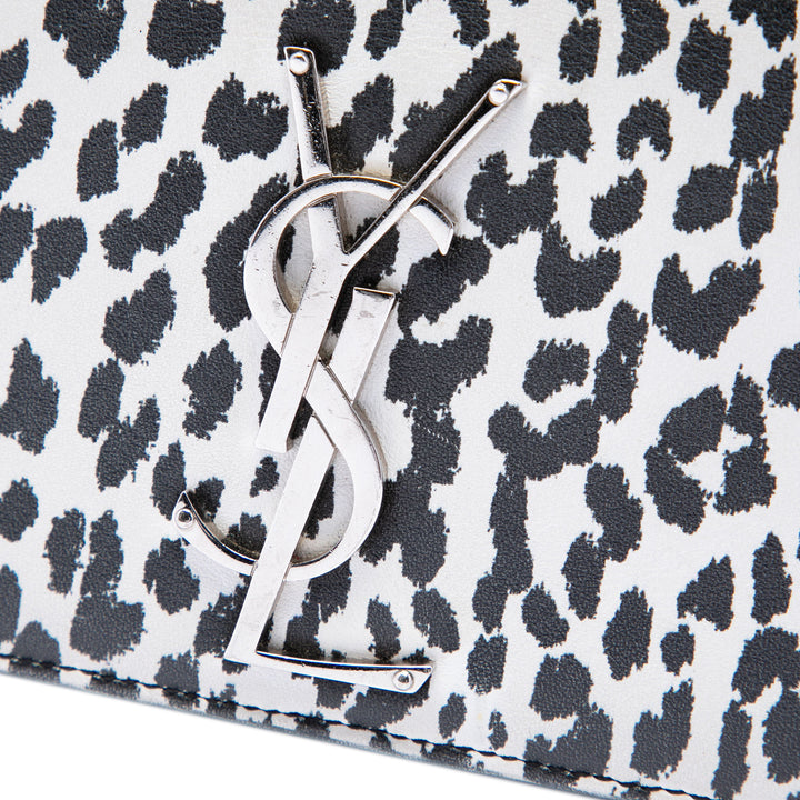 Saint Laurent Leopard Imprimé Kate Sac Petit Cuir de veau Blanc – vue 5 – GABY PARIS