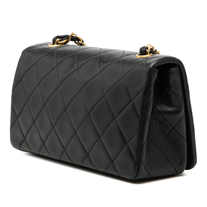 Chanel CC Matelassé Cuir d’agneau Turnlock Full Simple rabat