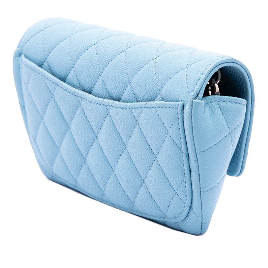 CC Matelassé Glasses Étui avec chaîne Cuir caviar Bleu
