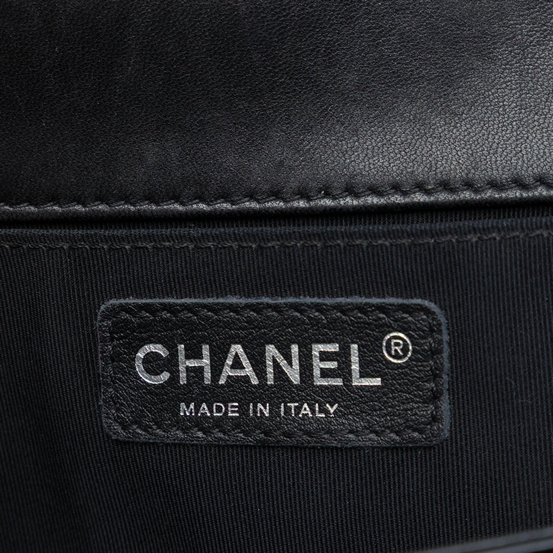 Chanel Matelassé Boy à rabat Petit Violet – vue 5 – GABY PARIS