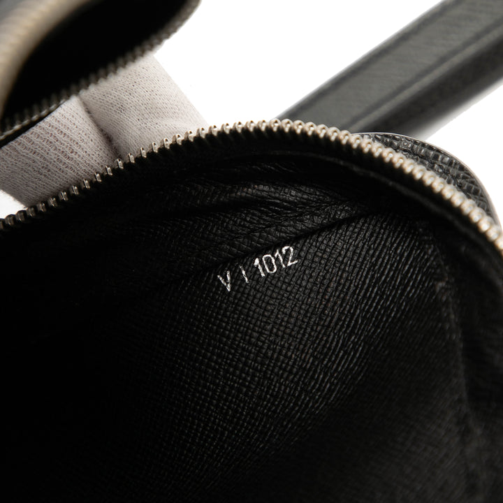 Louis Vuitton Taiga Pochette Baikal