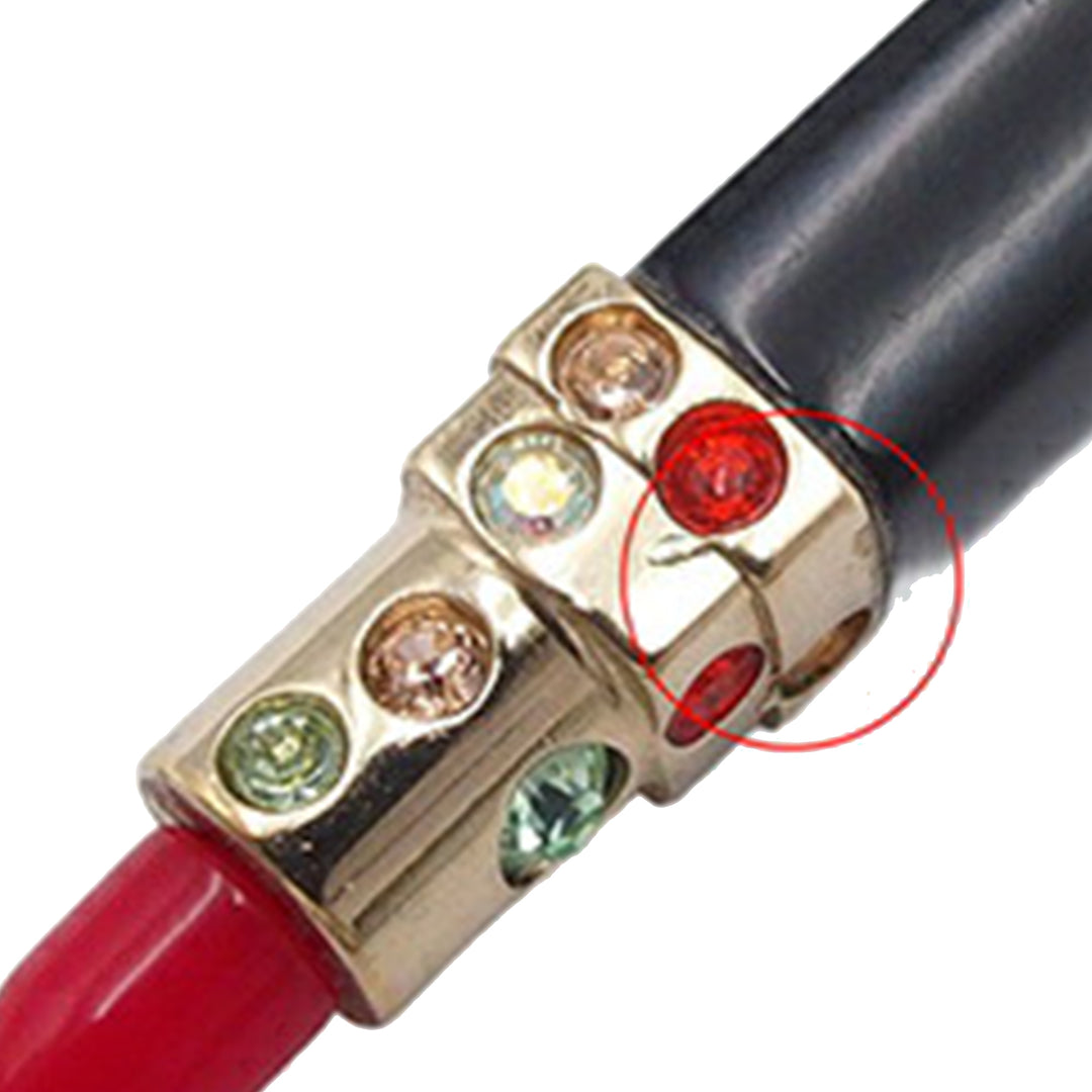 Chanel plaqué Resin et Rhinestone CC Lipstick pendantes fermoir poussette Boucles d’oreilles – GABY PARIS Authentique