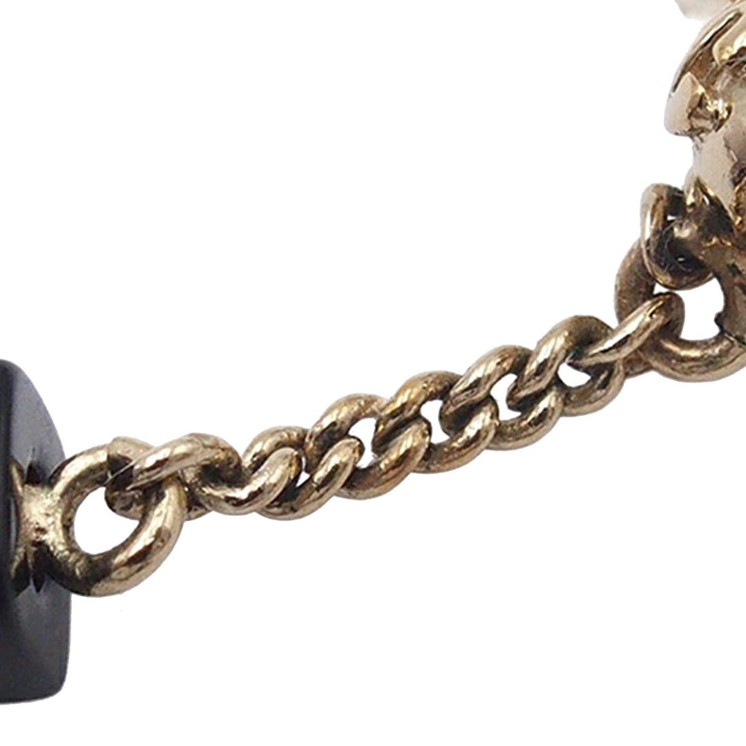 Chanel plaqué Resin et Rhinestone CC Lipstick pendantes fermoir poussette Boucles d’oreilles – GABY PARIS Authentique