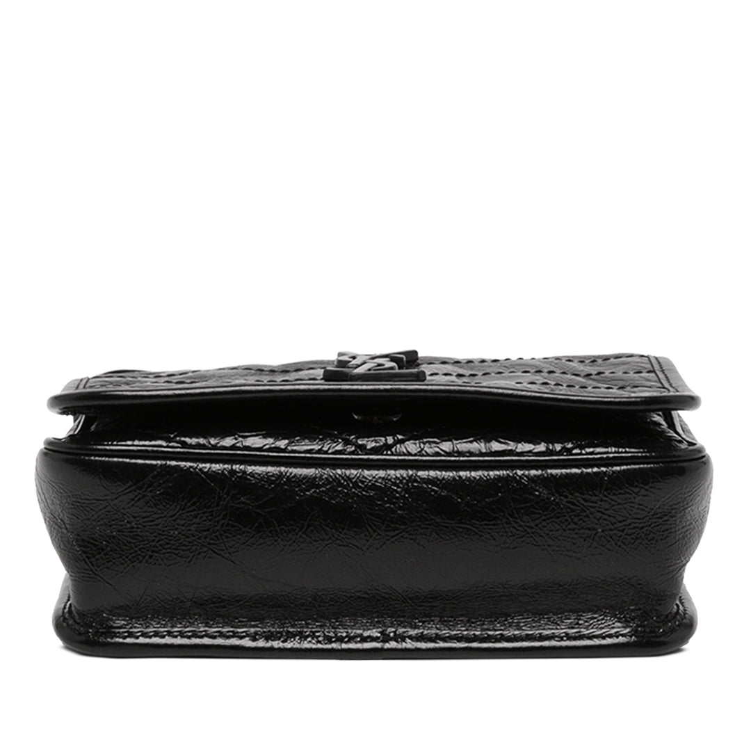 Saint Laurent Sac bandoulière froissé Niki Wallet on Chain Cuir de veau Noir – vue 3 – GABY PARIS