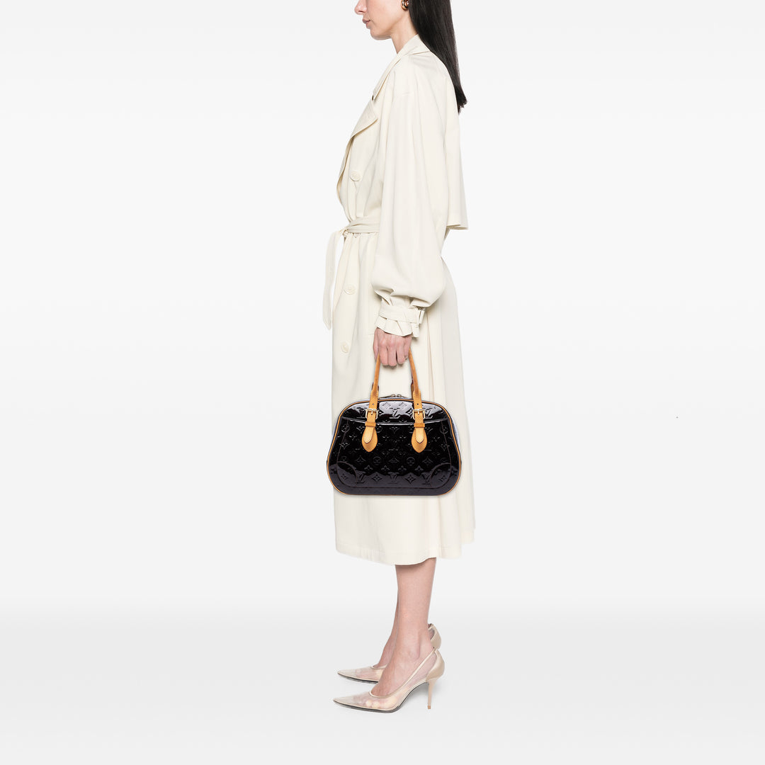 Louis Vuitton Monogram Vernis Summit Drive