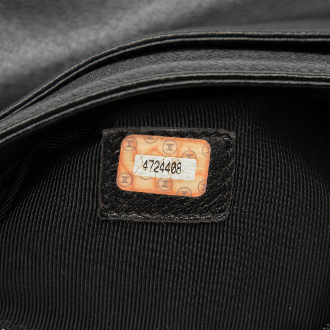 Chanel Caviar Logo Chain Sac bandoulière