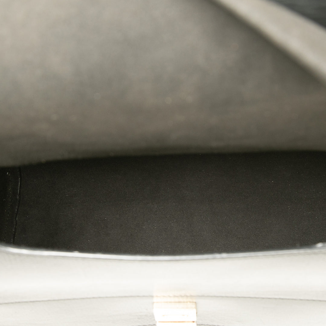 Givenchy Sac bandoulière grainé Pandora boîte Moyen Cuir de veau grainé Noir – vue 4 – GABY PARIS