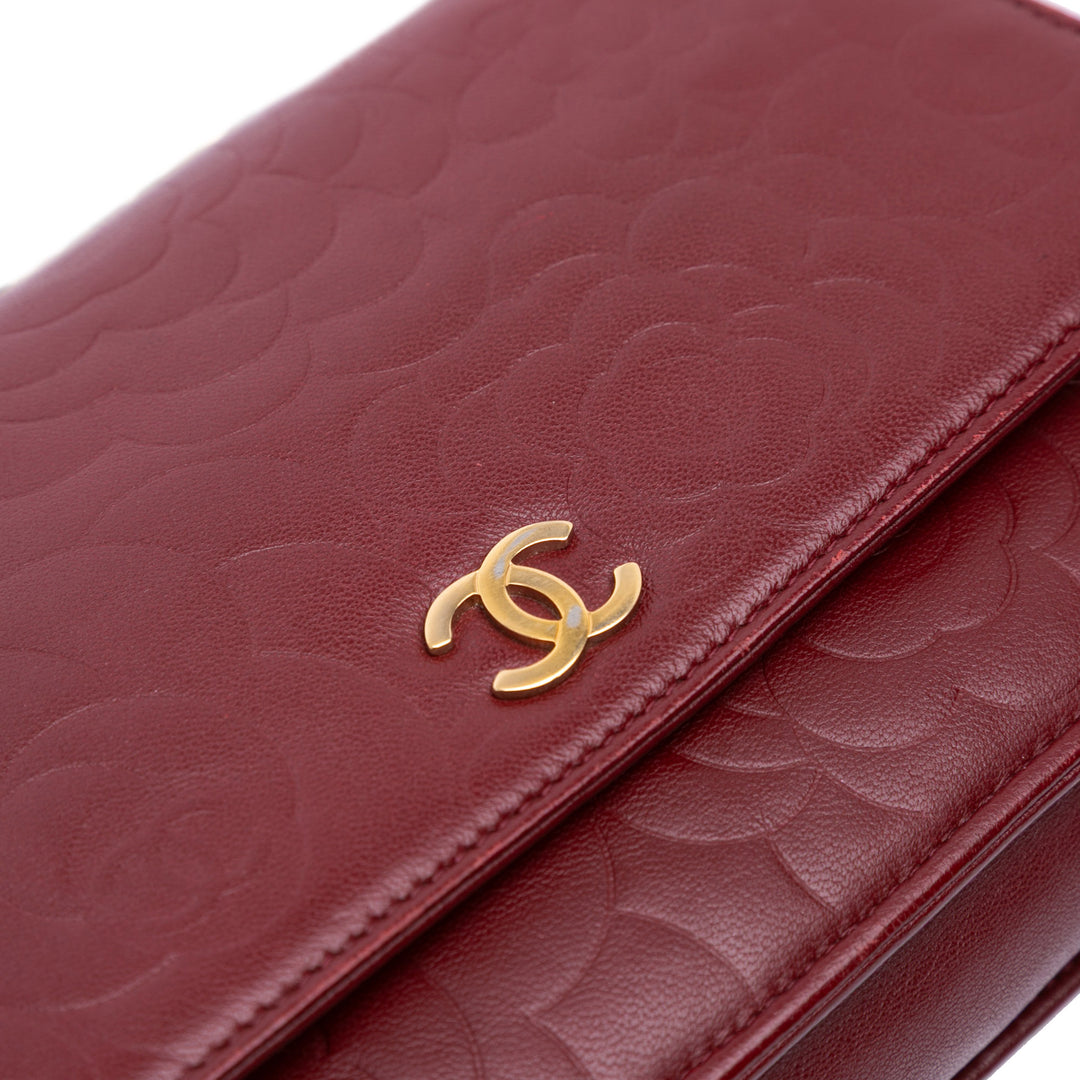Embossed Lambskin Camellia Wallet On Chain Red - Gaby Paris