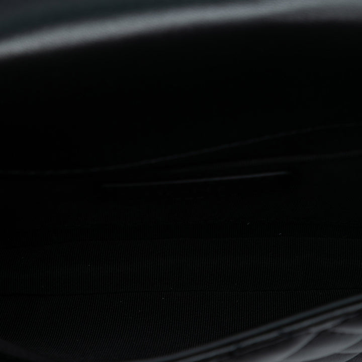 Chanel CC Matelassé Cuir d’agneau Side Packs à rabat