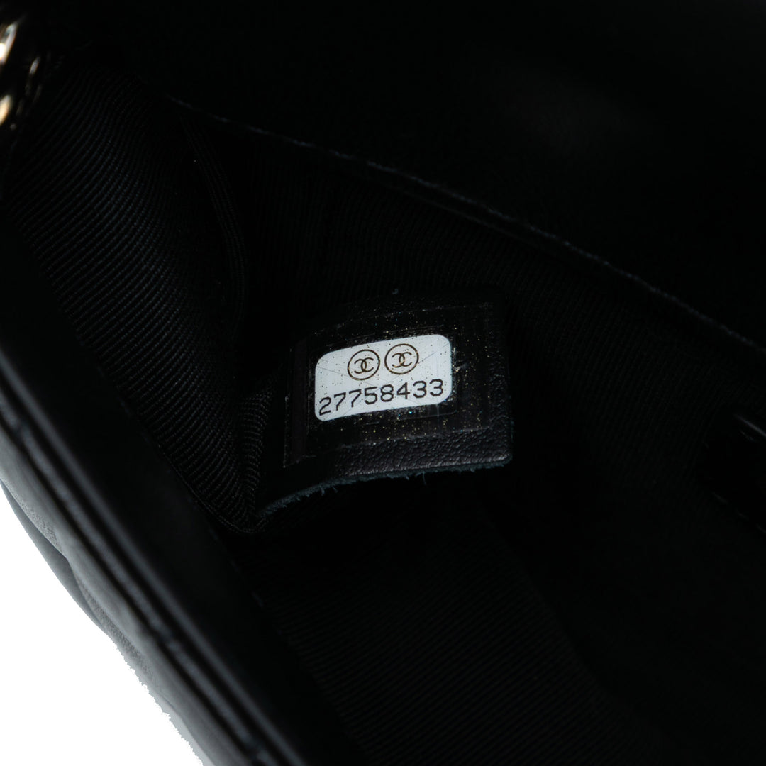 Chanel CC Matelassé Cuir d’agneau Side Packs à rabat