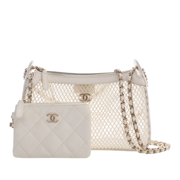 CC Mesh et brillant Pochette avec chaîne Cuir d'agneau Blanc