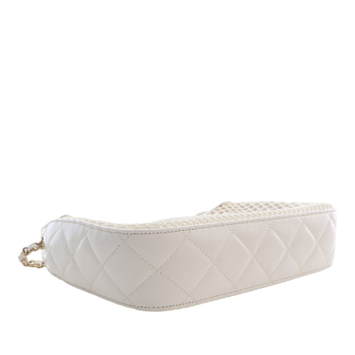 CC Mesh et brillant Pochette avec chaîne Cuir d'agneau Blanc