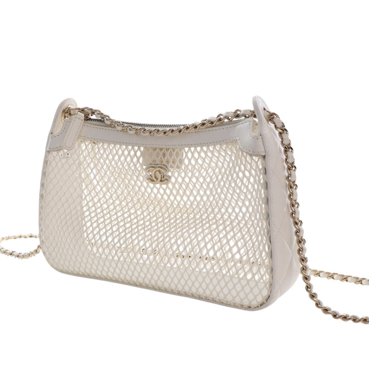 CC Mesh et brillant Pochette avec chaîne Cuir d'agneau Blanc
