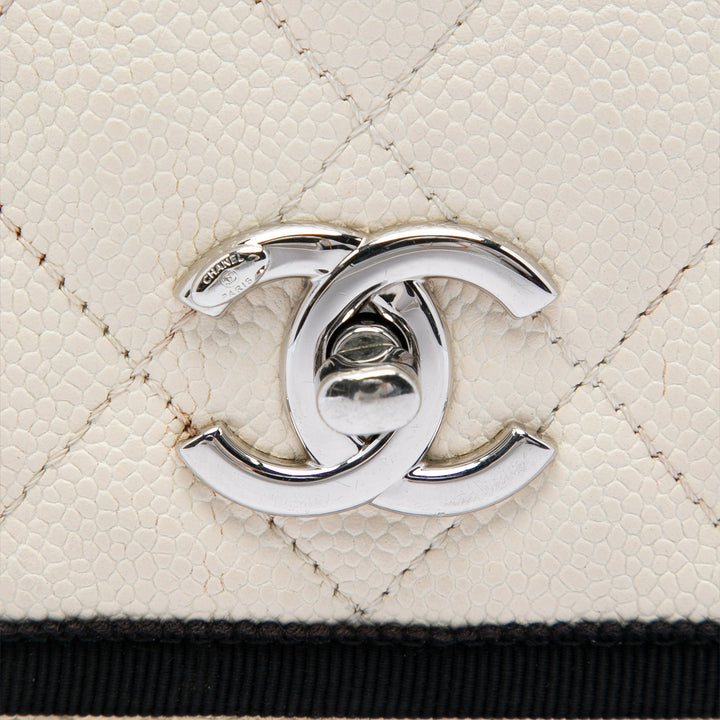 Chanel CC Bicolore Matelassé et Grosgrain à rabat Cuir caviar