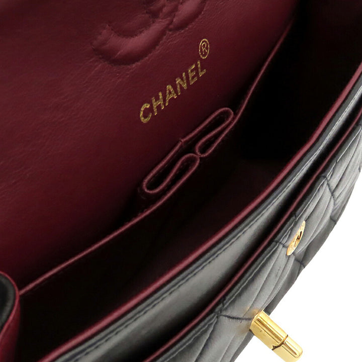 Classic Double rabat Petit Cuir d'agneau Noir