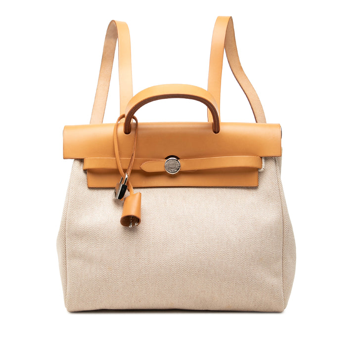 Hermès Sac à dos Herbag PM Beige – vue principale – GABY PARIS