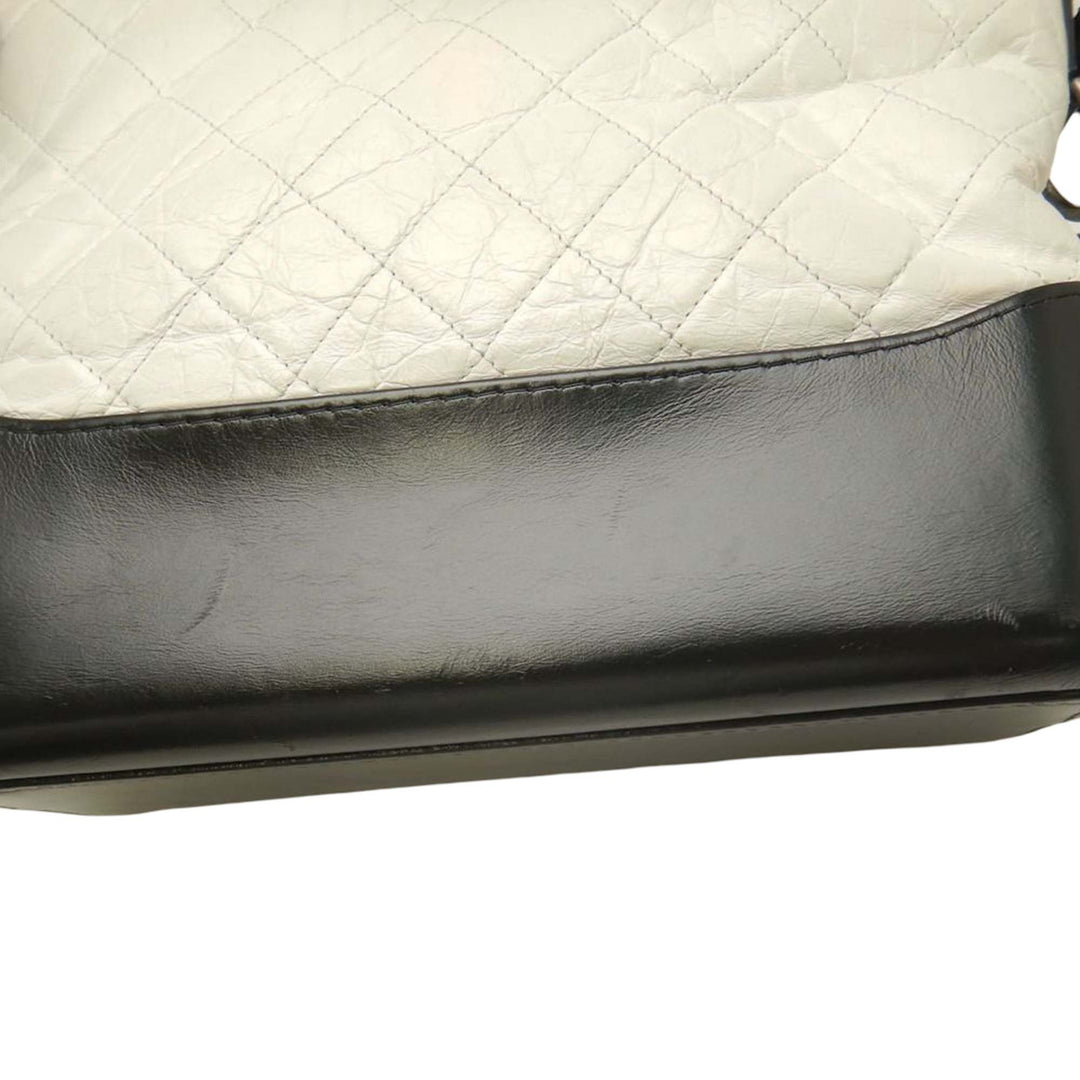 Chanel Medium Bicolor Matelassé vieilli Cuir de veau Gabrielle Hobo