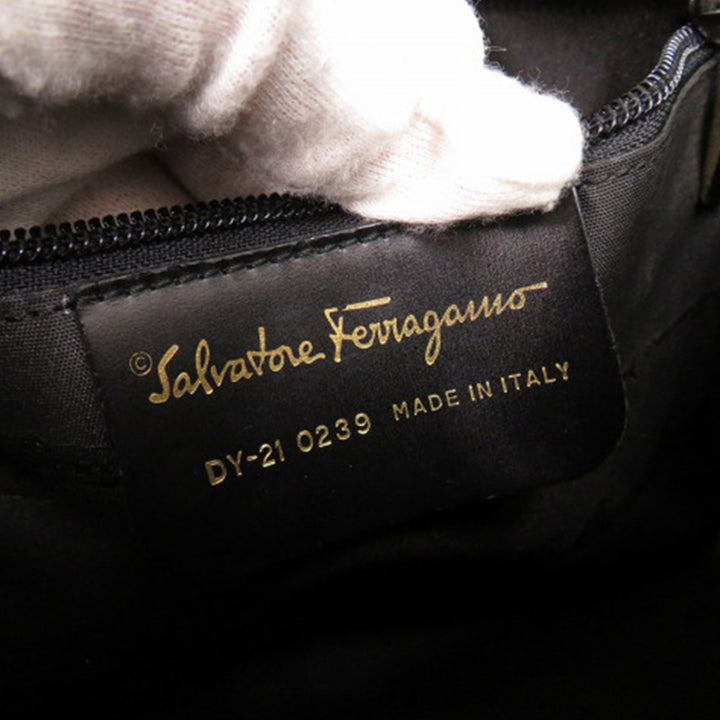 Ferragamo Croc embossé Vara Sac Noir – vue 5 – GABY PARIS