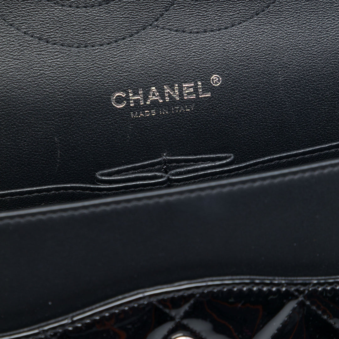 Chanel Jumbo Classic Cuir verni Double rabat