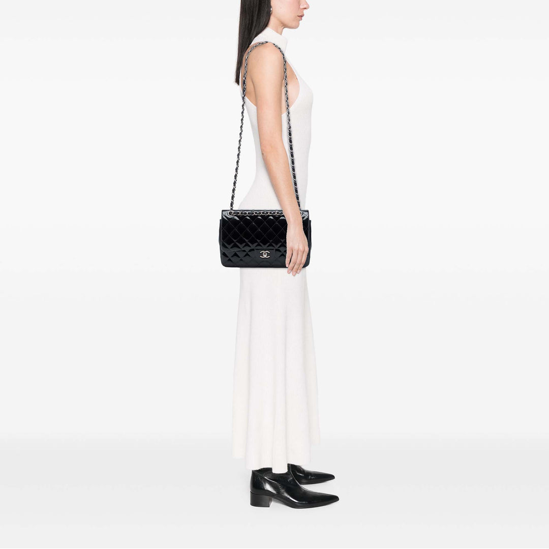 Chanel Jumbo Classic Cuir verni Double rabat