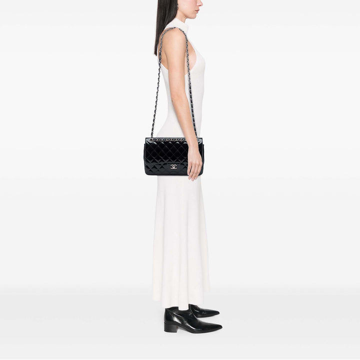 Chanel Jumbo Classic Cuir verni Double rabat